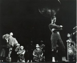 Scene din spectacolul Troilus şi Cresida de William Shakespeare - Teatrul de Comedie Bucureşti, data premierei: 20.03.1965