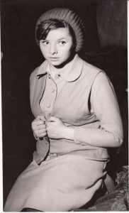 Mariana Mihuț (Lidia) în Bietul meu marat de Aleksei Nikolaevici Arbuzov în regia lui Geta Vlad. Teatrul Odeon București, 1965. © Arhiva Teatrului Odeon București.