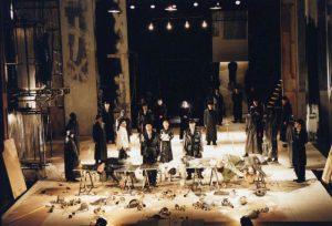 Miriam Cuibuș, Sorin Leoveanu (Hamlet), Hamlet, de William Shakespeare, regia Vlad Mugur, Teatrul Naţional Cluj-Napoca, 2001 ©site TNCJ