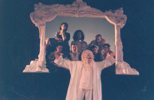 12. Iluzia comică de Pierre Corneille, în regia Alexandru Darie, Teatrul de Comedie, București, 1999 @Teatrul de Comedie